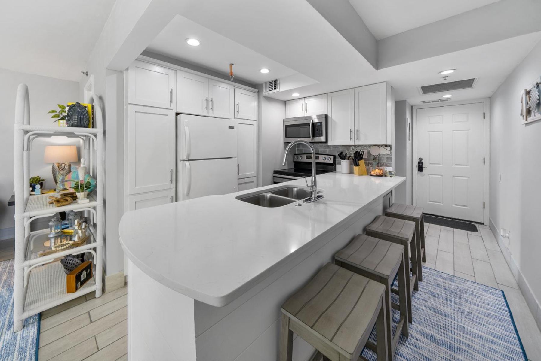 Spring Special! Renovated - On The Beach! Panama Stadt