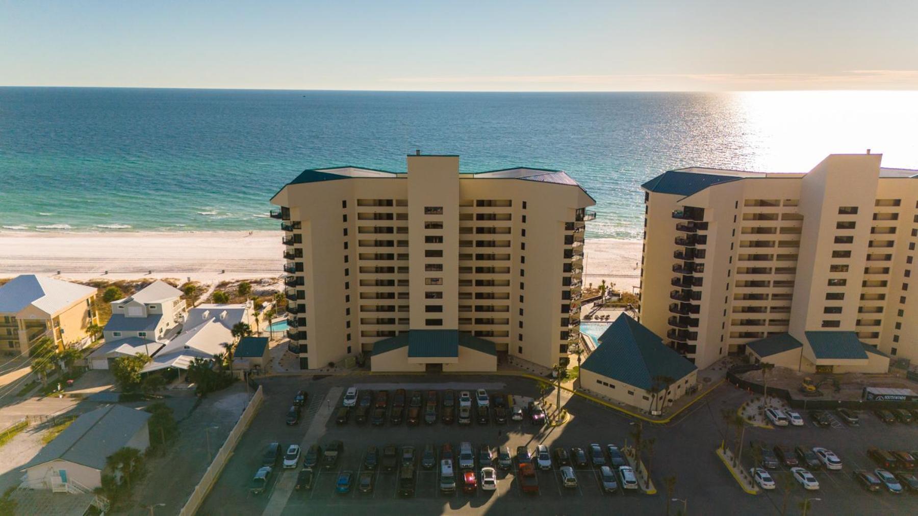 Spring Special! Renovated - On The Beach! Apartment Panama Stadt